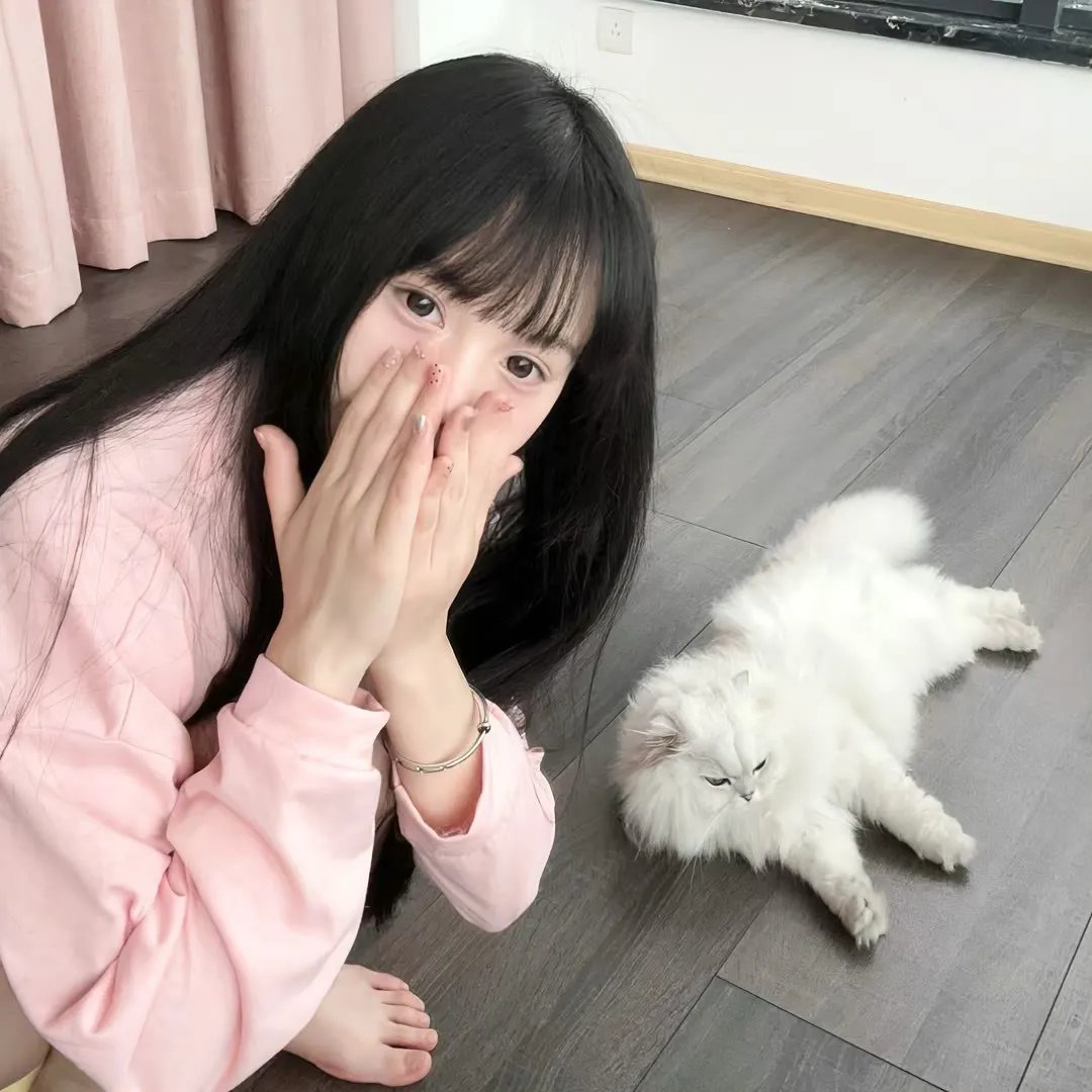 《星期8》封面