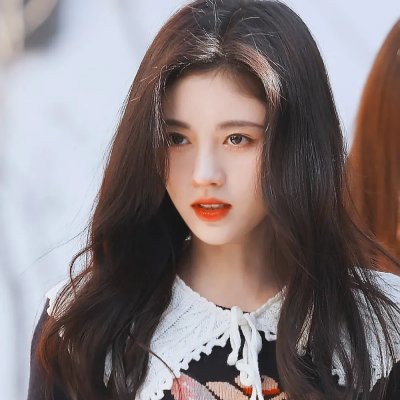《黑玫瑰》封面